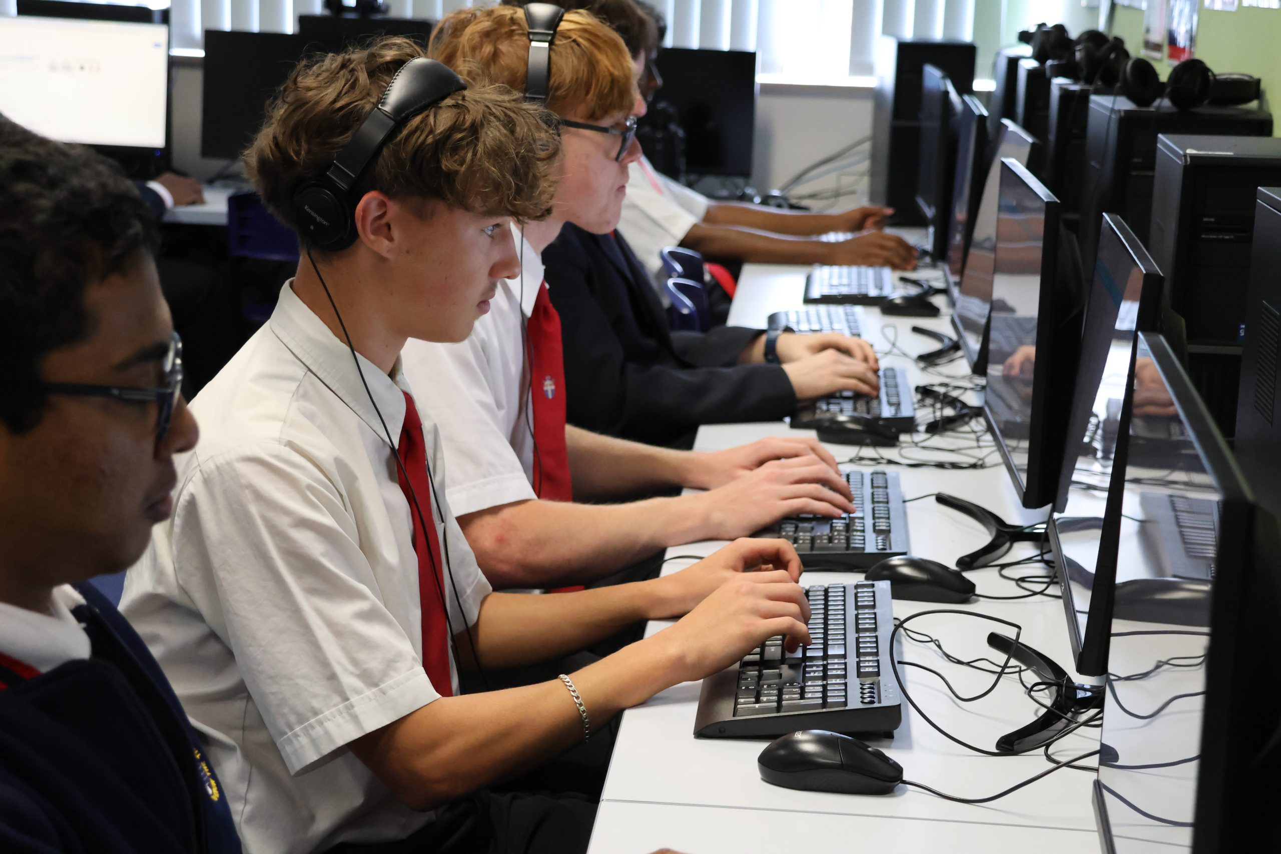 0J0A4108 scaled Technologies 3