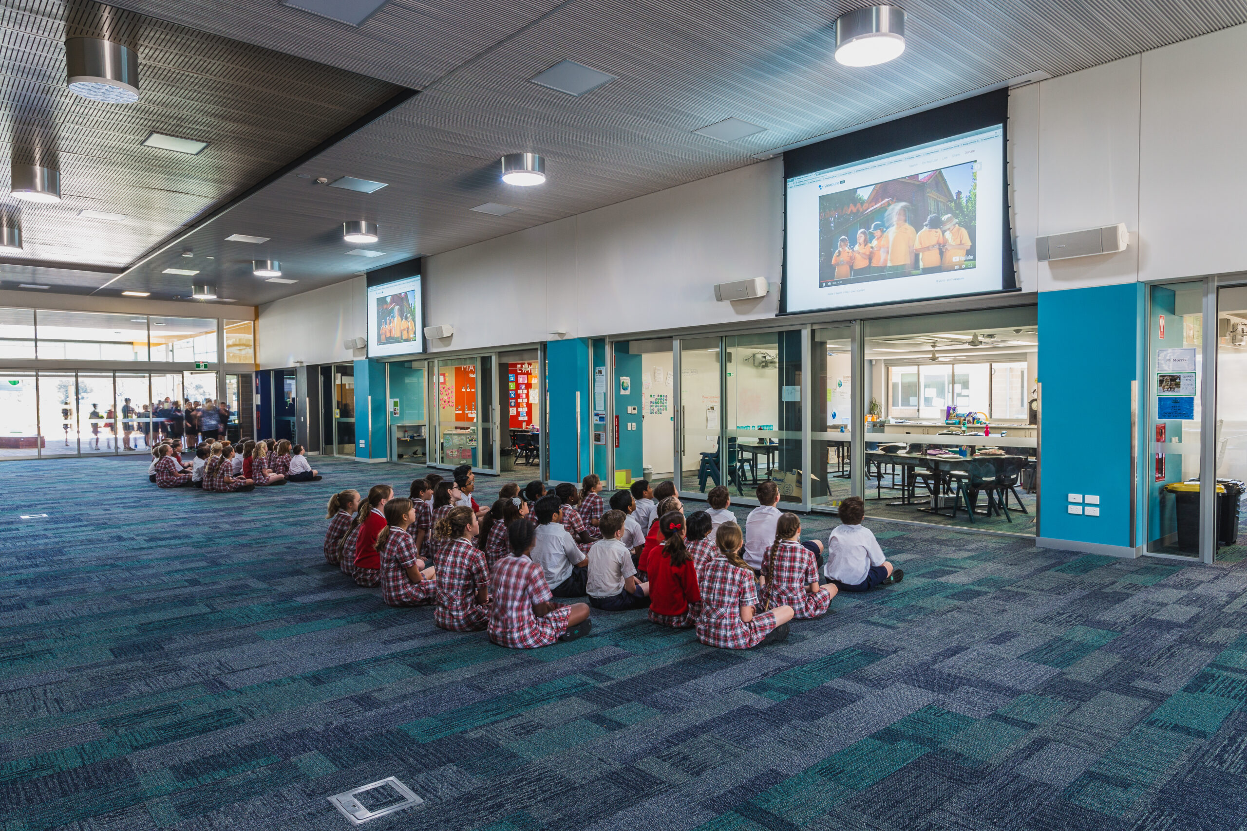 Year 7 classrooms scaled Facilities 10 Year 7 classrooms scaled Facilities 9