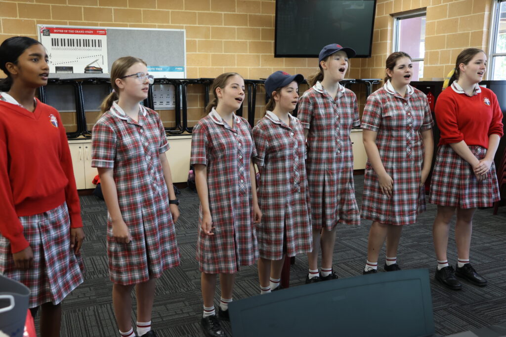 0J0A2146 2025 Secondary Clubs 9