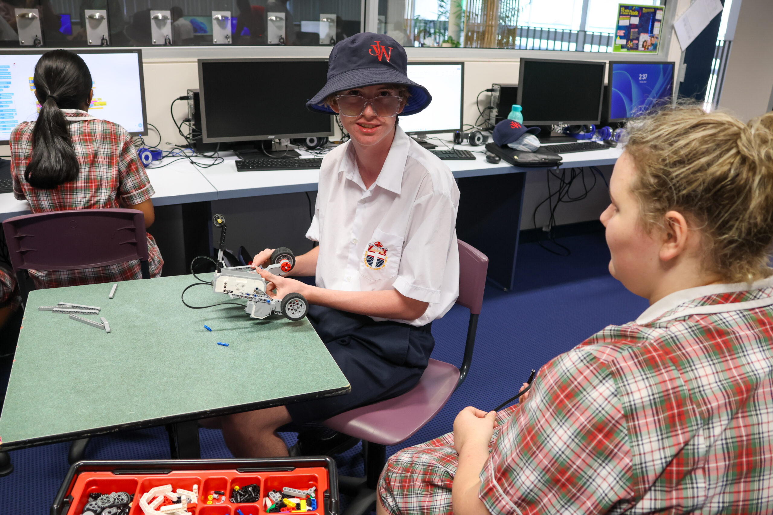 0J0A2731 scaled Year 9 Robotics 2 0J0A2731 scaled Year 9 Robotics 1