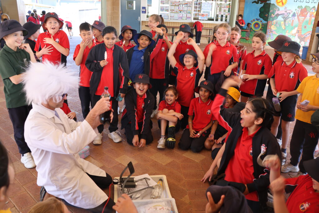 0J0A8701 Science Week 7