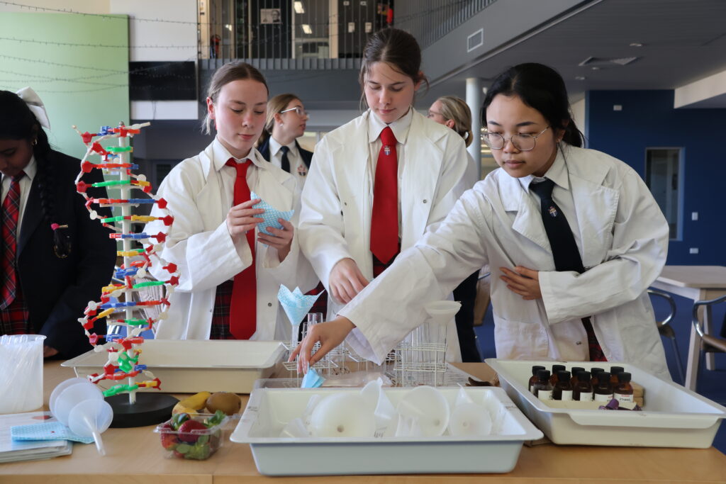 0J0A8713 Science Week 5