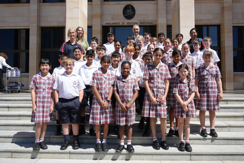 DSC02087 Year 6 Students visit Parliament 5